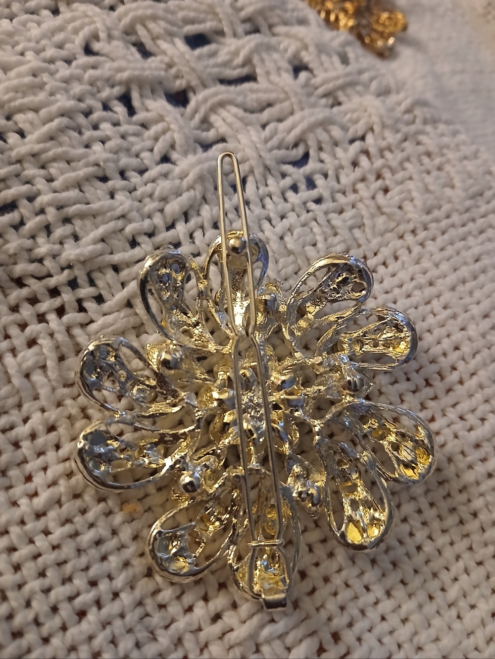 Rhinestone Silver Metal Hairclip NWOT - Picture 2 of 2